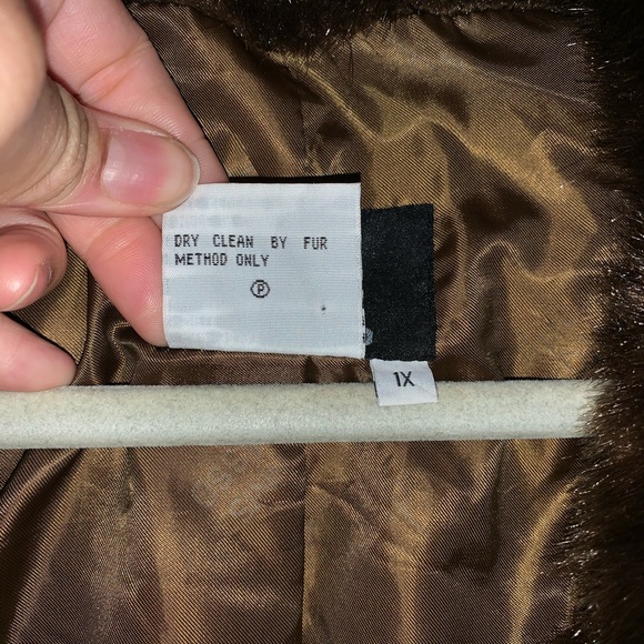 Dennis Basso Brown Faux Fur Coat 🤩🤩🤩 - Picture 7 of 8